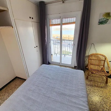 Karina Beach-3 Empuriabrava